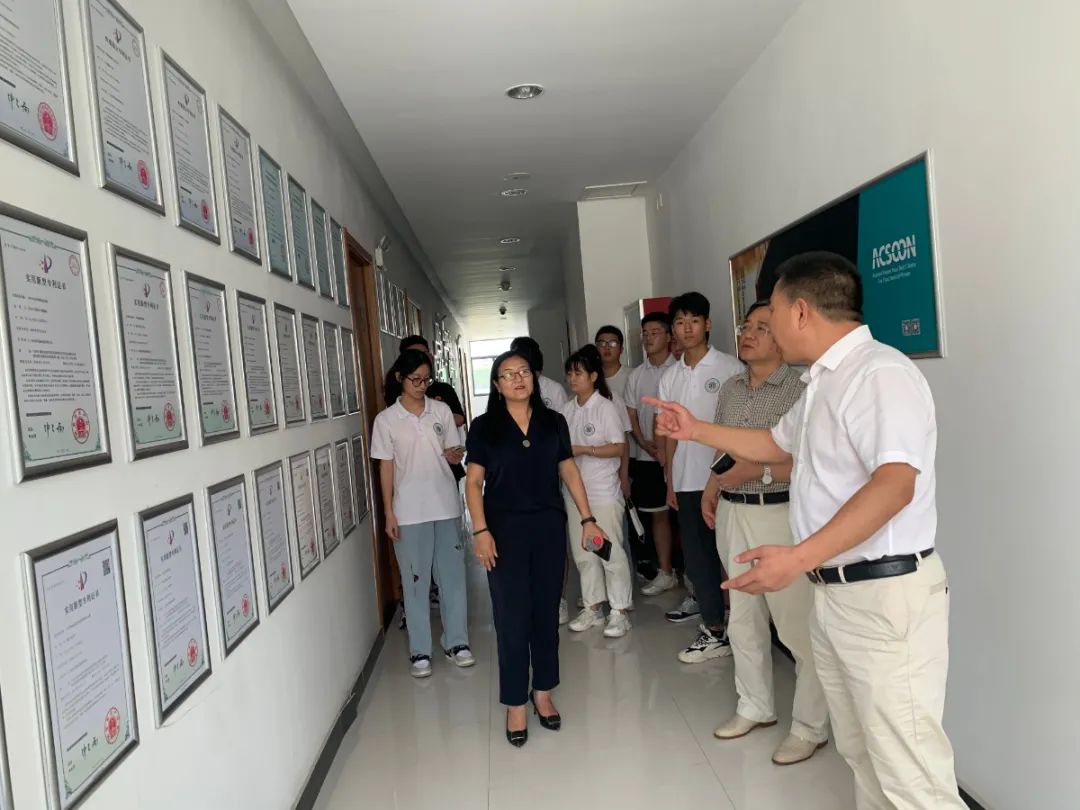 1705370688564352.jpg 2.jpg